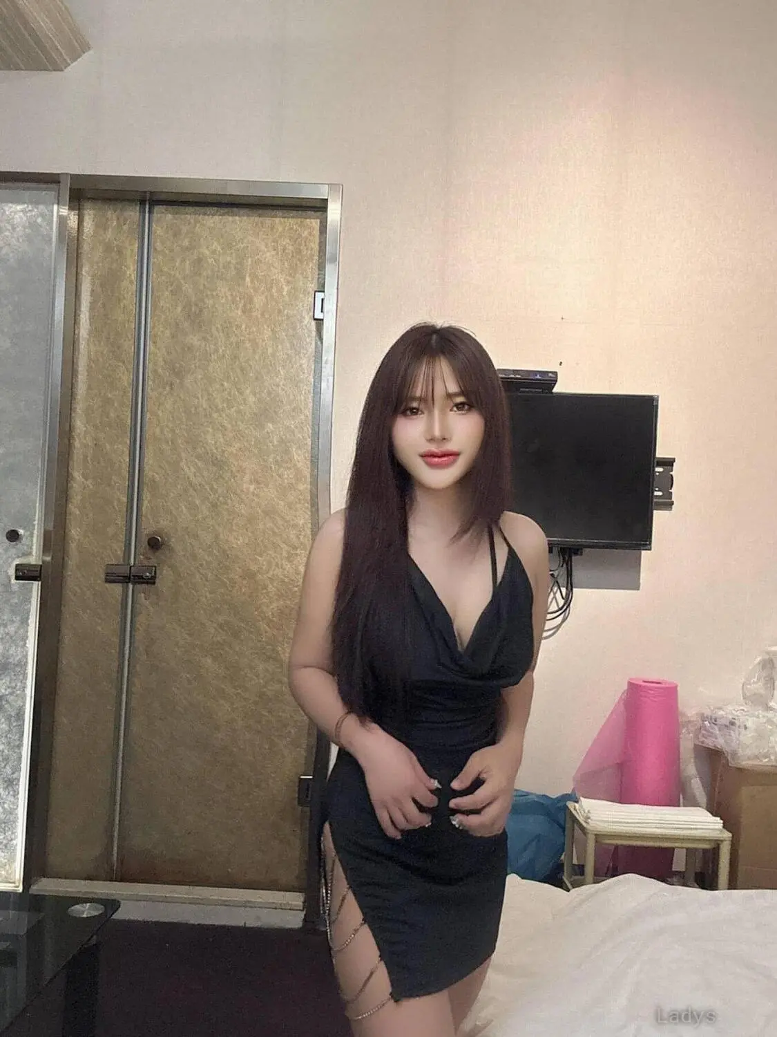 Lin Lin, 50 years blonde escorts girl, height 155 sm, Weight kg, eros Saitama
