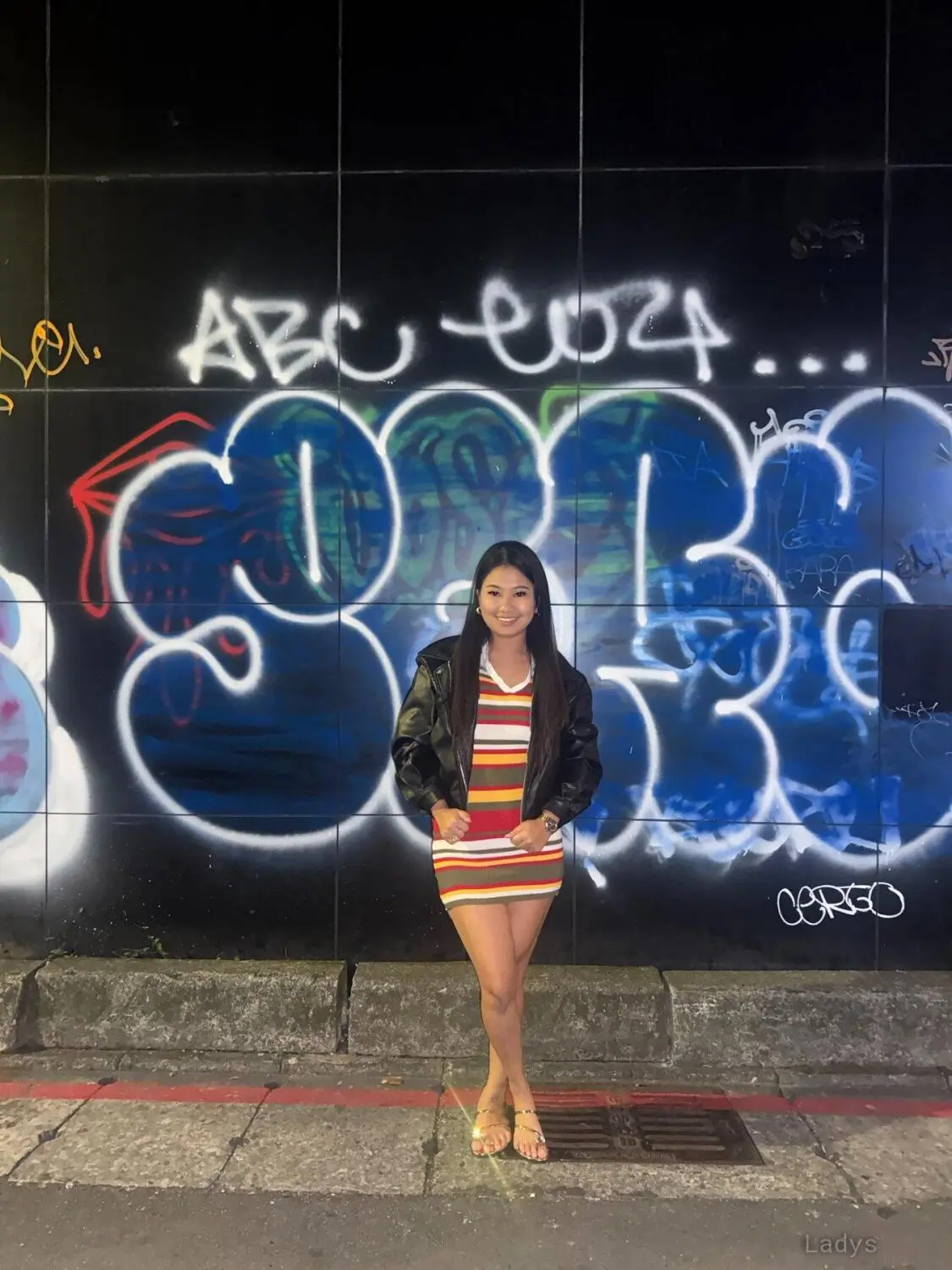 Ria, 22 years blonde escorts girl, height 157 sm, Weight  kg, eros Taipei