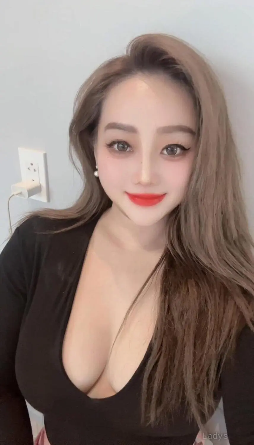 Sam, 24 years blonde escorts girl, height 165 sm, Weight kg, eros Taipei
