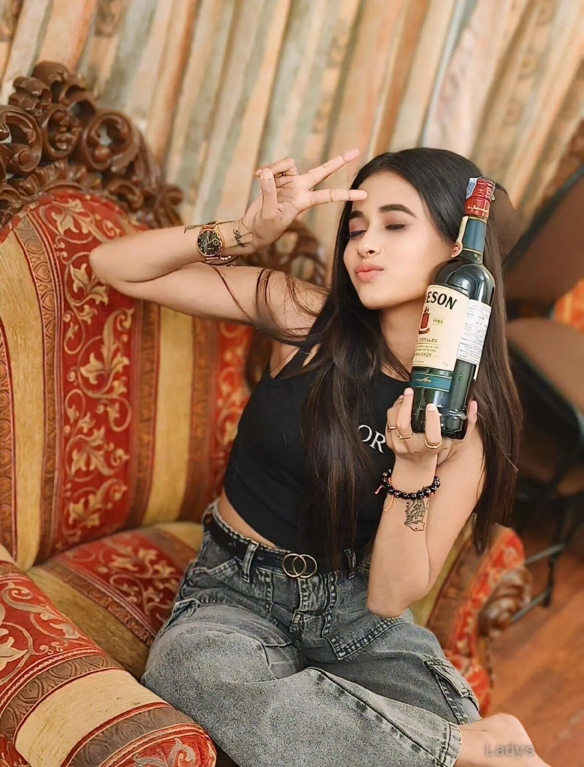 Joshna, 21 years blonde escorts girl, height 154 sm, Weight kg, eros Thane