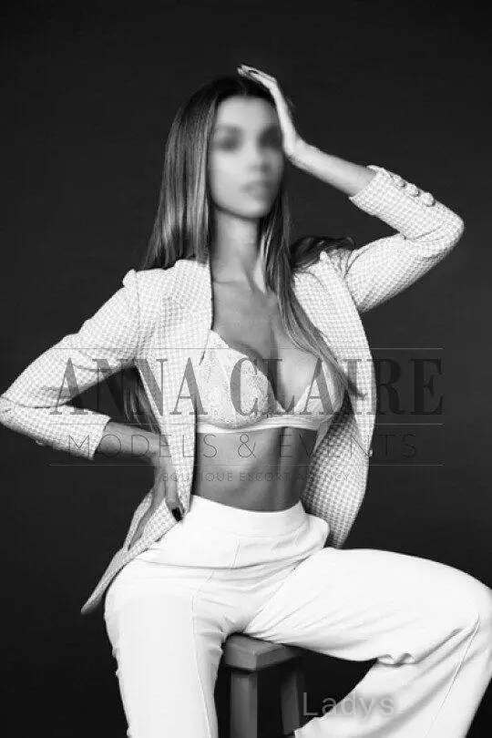 Caroline, 23 years blonde escorts girl, height 173 sm, Weight  kg, eros Tokyo