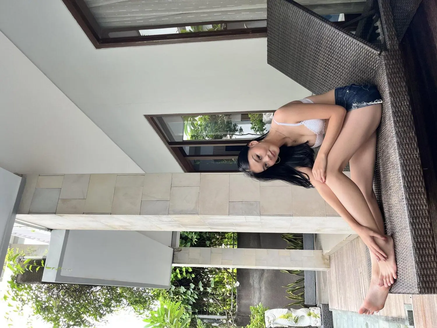 Calista, 23 years independent escort girl, height 170 sm, Weight  kg, erotic massage Bali