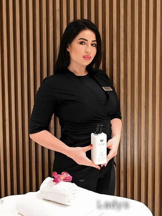 Millennium, 23 years independent escort girl, height 175 sm, Weight kg, erotic massage Bangalore