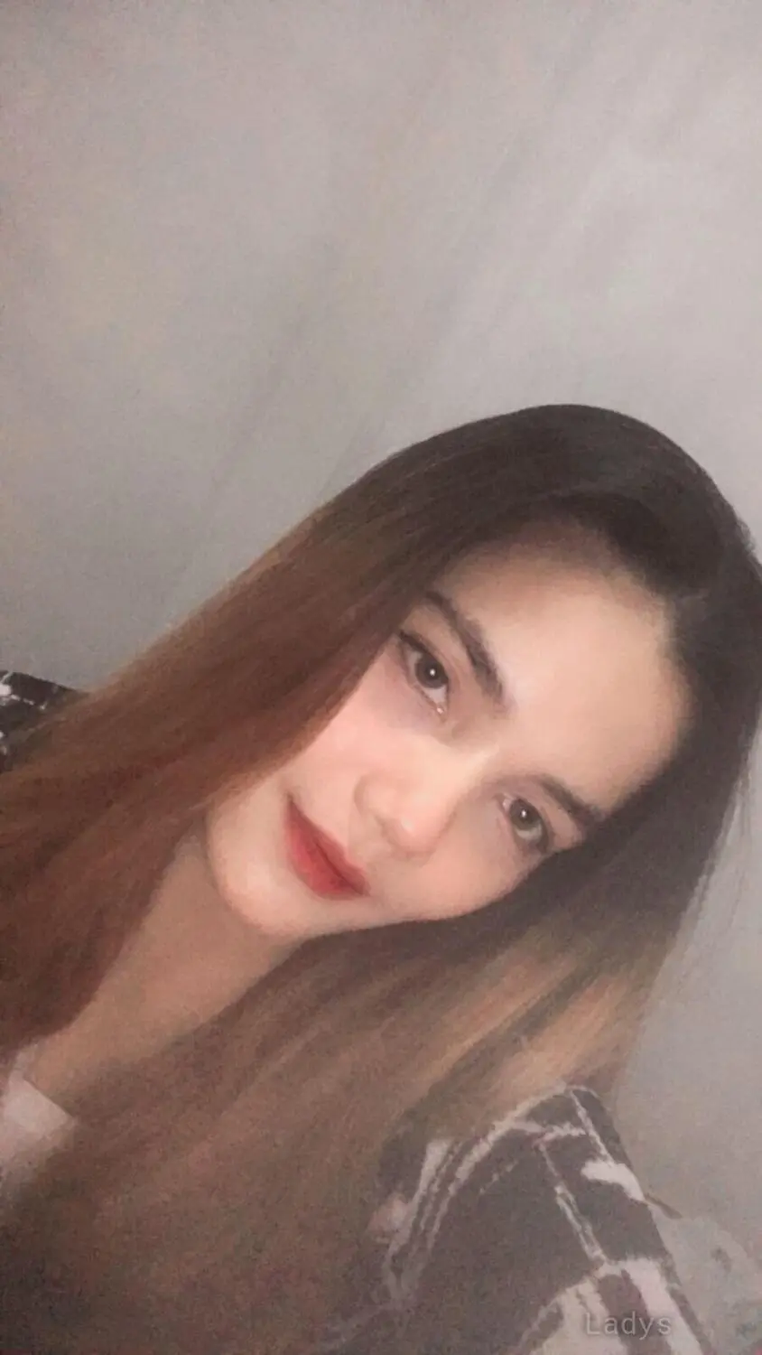 Christine, 24 years independent escort girl, height 155 sm, Weight kg, erotic massage Jakarta