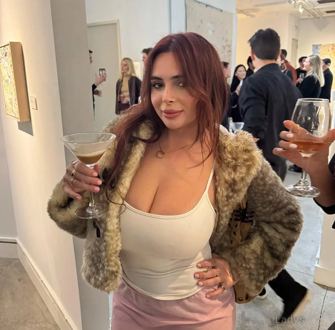 Sarah, 40 years independent escort girl, height 157 sm, Weight 80 kg, erotic massage Seattle