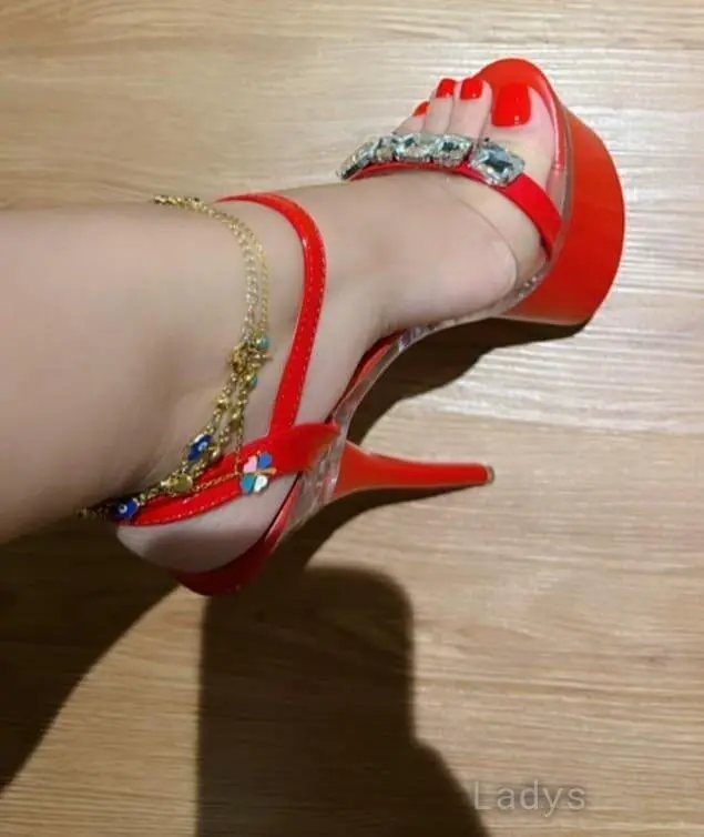Maria, years brunette escorts in Abu Dhabi, height sm, Weight kg