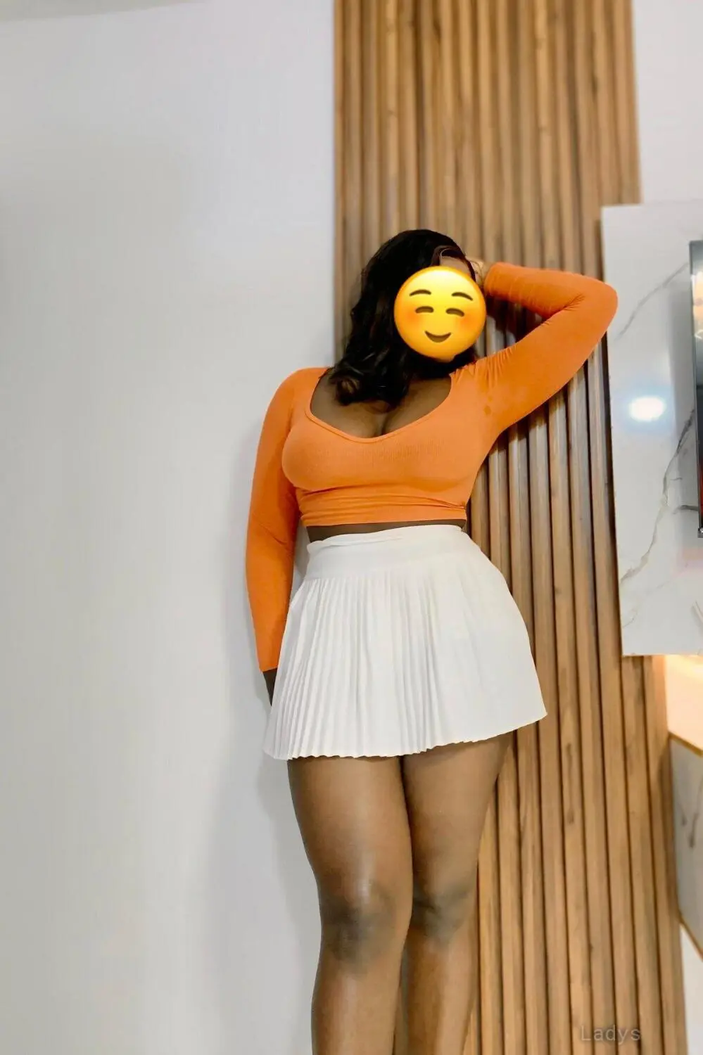 Hannah, 24 years brunette escorts in Abuja, height 149 sm, Weight  kg