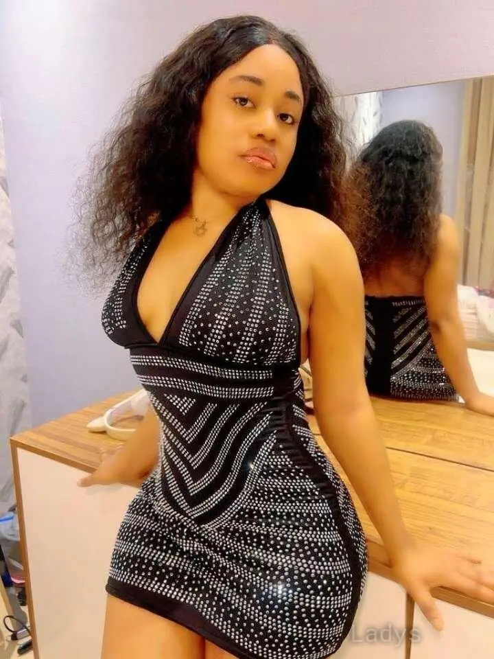 Nelly White, 24 years brunette escorts in Accra, height 124 sm, Weight  kg