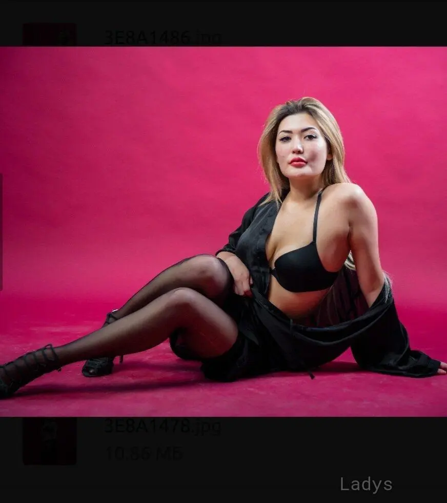 Elliana, 27 years brunette escorts in Agra, height 167 sm, Weight  kg