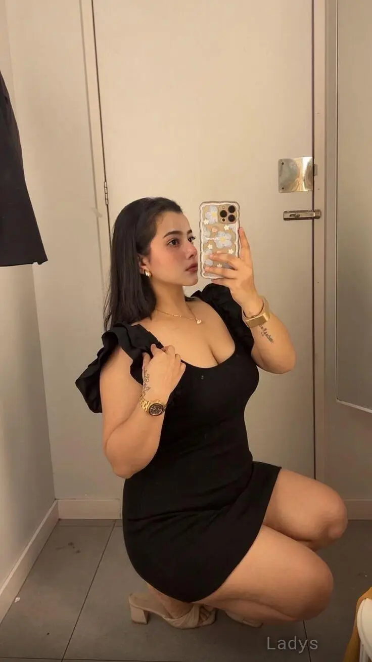Aayesha, 22 years brunette escorts in Ahmedabad, height sm, Weight kg