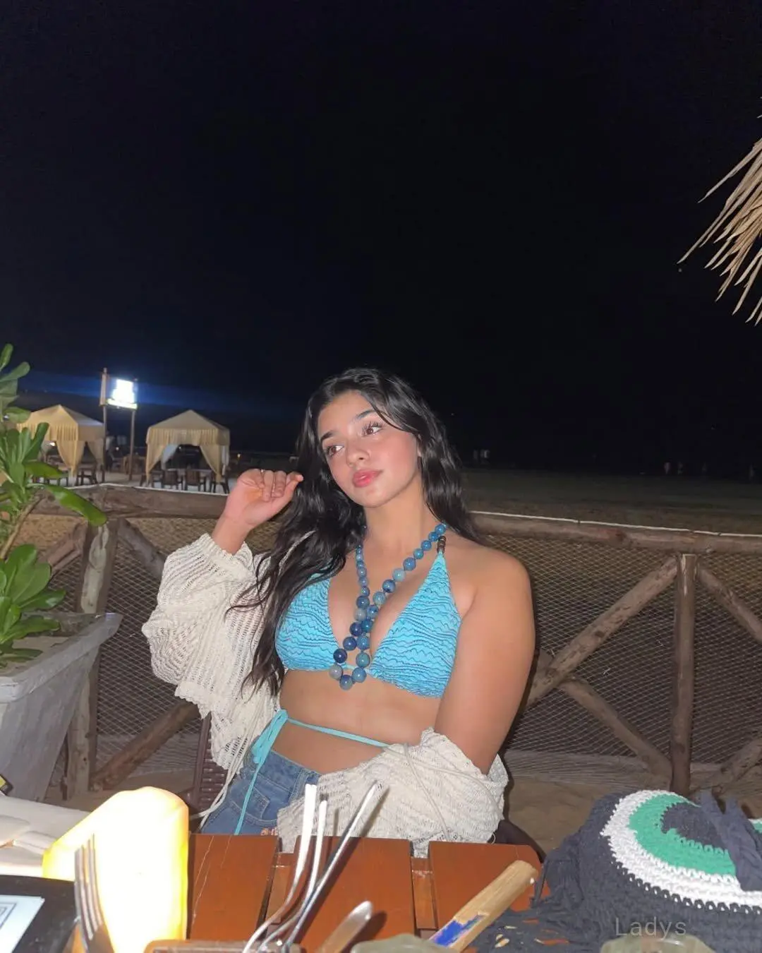 Anvi, 23 years brunette escorts in Ahmedabad, height 155 sm, Weight  kg