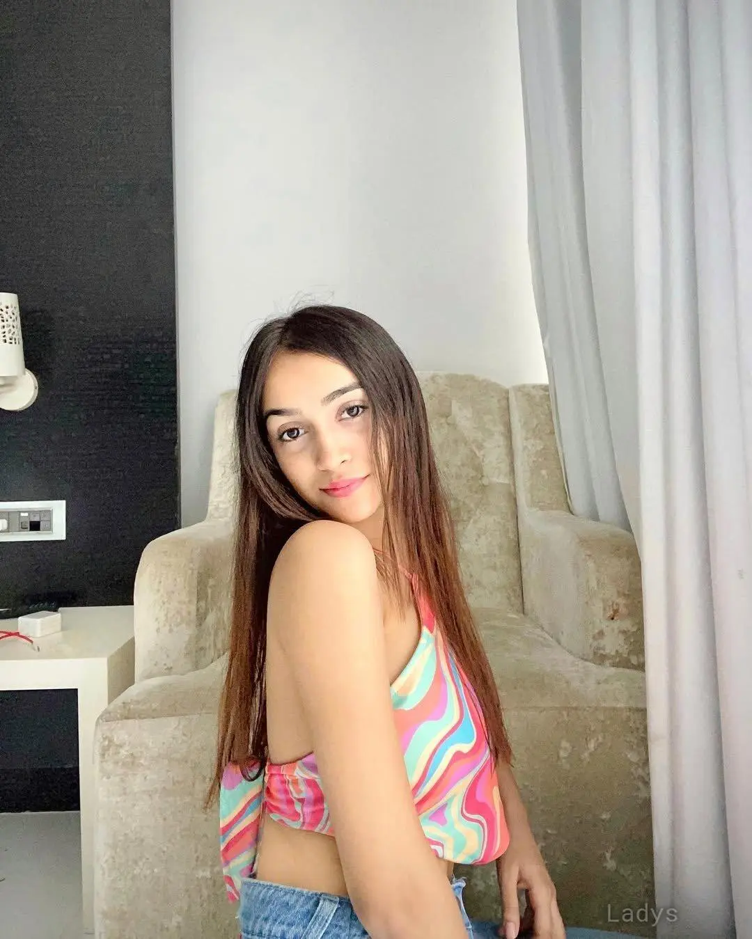 Chavvi, 23 years brunette escorts in Ahmedabad, height 154 sm, Weight kg