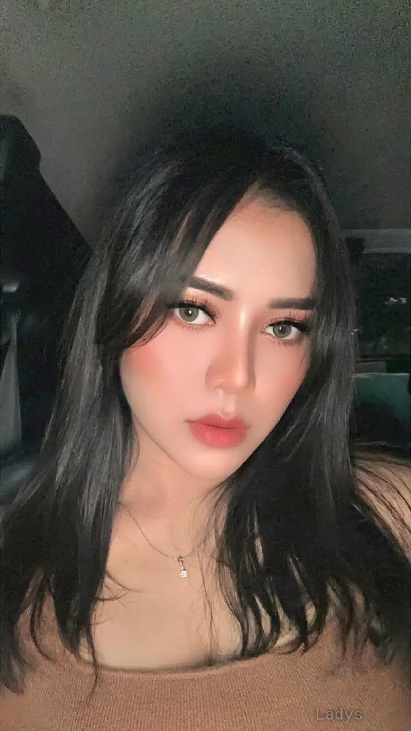 Linda, 23 years brunette escorts in Al Hofuf, height 163 sm, Weight  kg