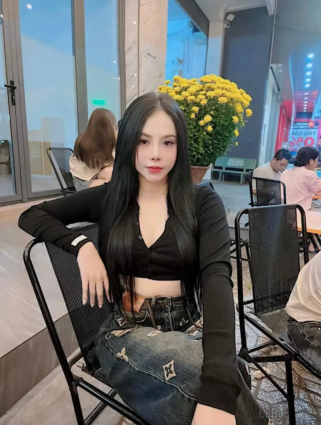 Moon, 25 years brunette escorts in Al Hofuf, height 165 sm, Weight  kg