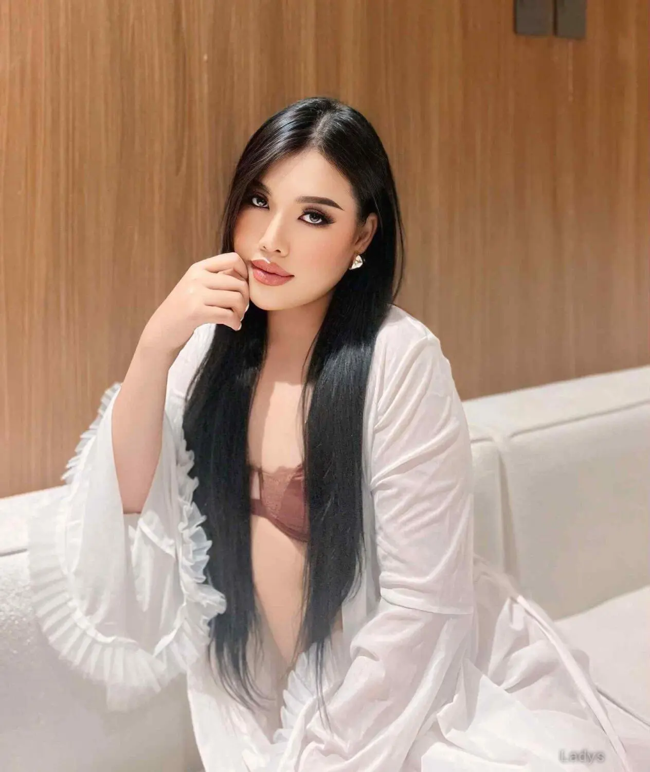 Service,  years brunette escorts in Al Khobar, height  sm, Weight  kg