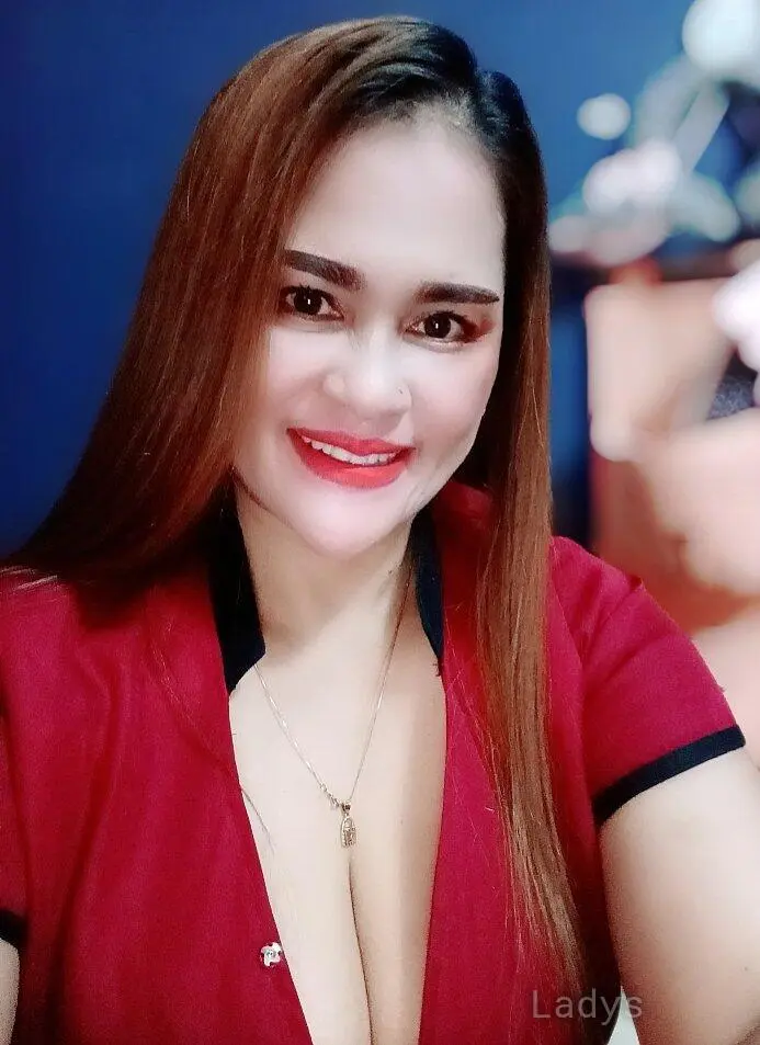 Sofia, 25 years brunette escorts in Al Khobar, height 160 sm, Weight  kg