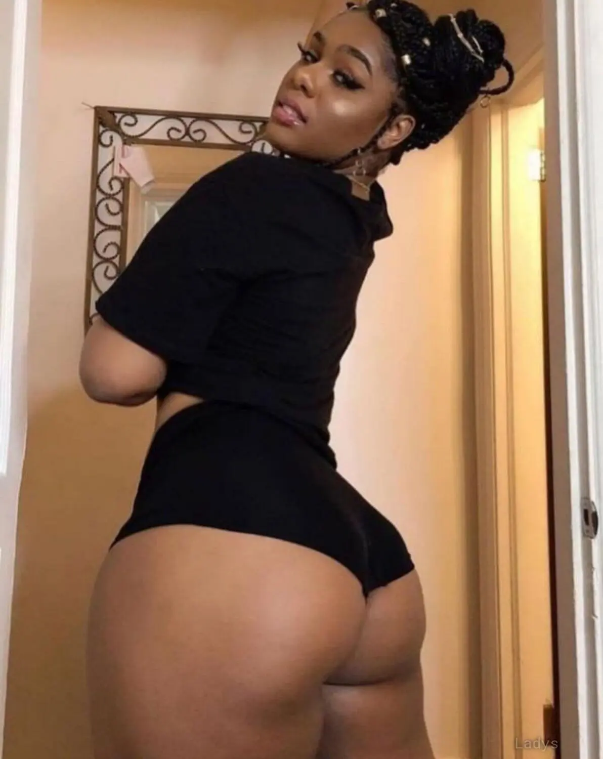 Tasha, years brunette escorts in Al Khobar, height sm, Weight kg