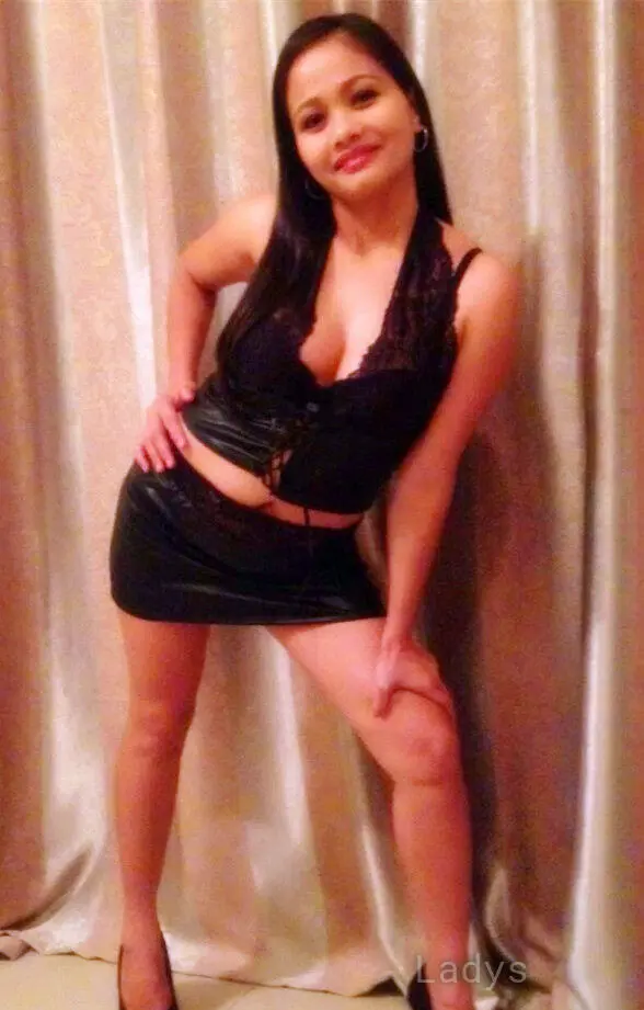Anna, 23 years brunette escorts in Al Kuwait, height 166 sm, Weight  kg