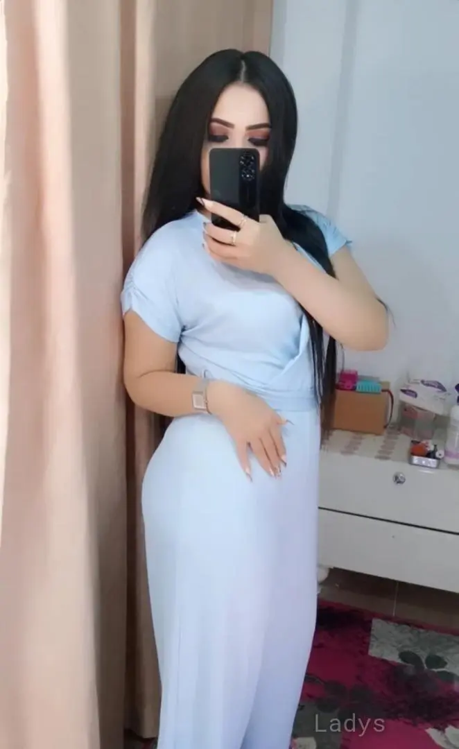 Nuna, 25 years brunette escorts in Al Kuwait, height 156 sm, Weight  kg