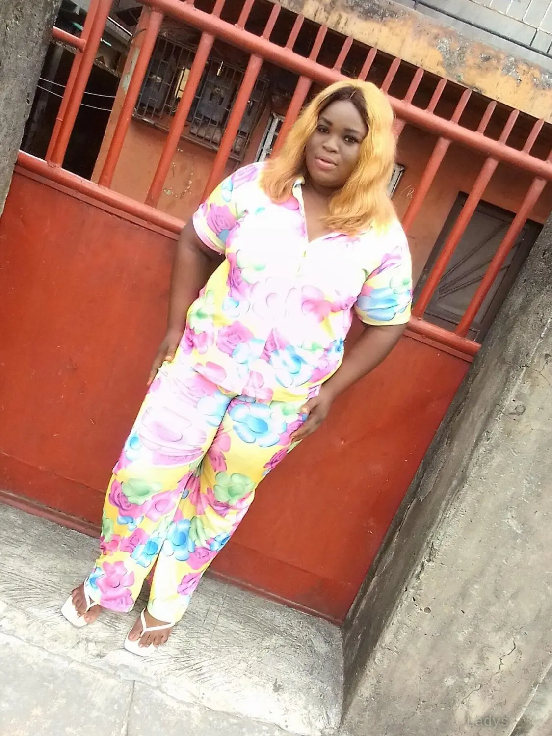 Shantel, 28 years brunette escorts in Asaba, height 152 sm, Weight kg