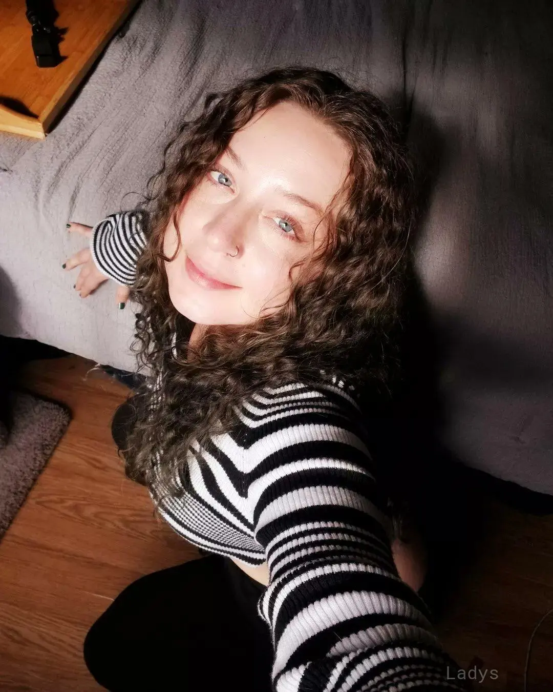 Donna, 31 years brunette escorts in Athens, height 164 sm, Weight 57 kg
