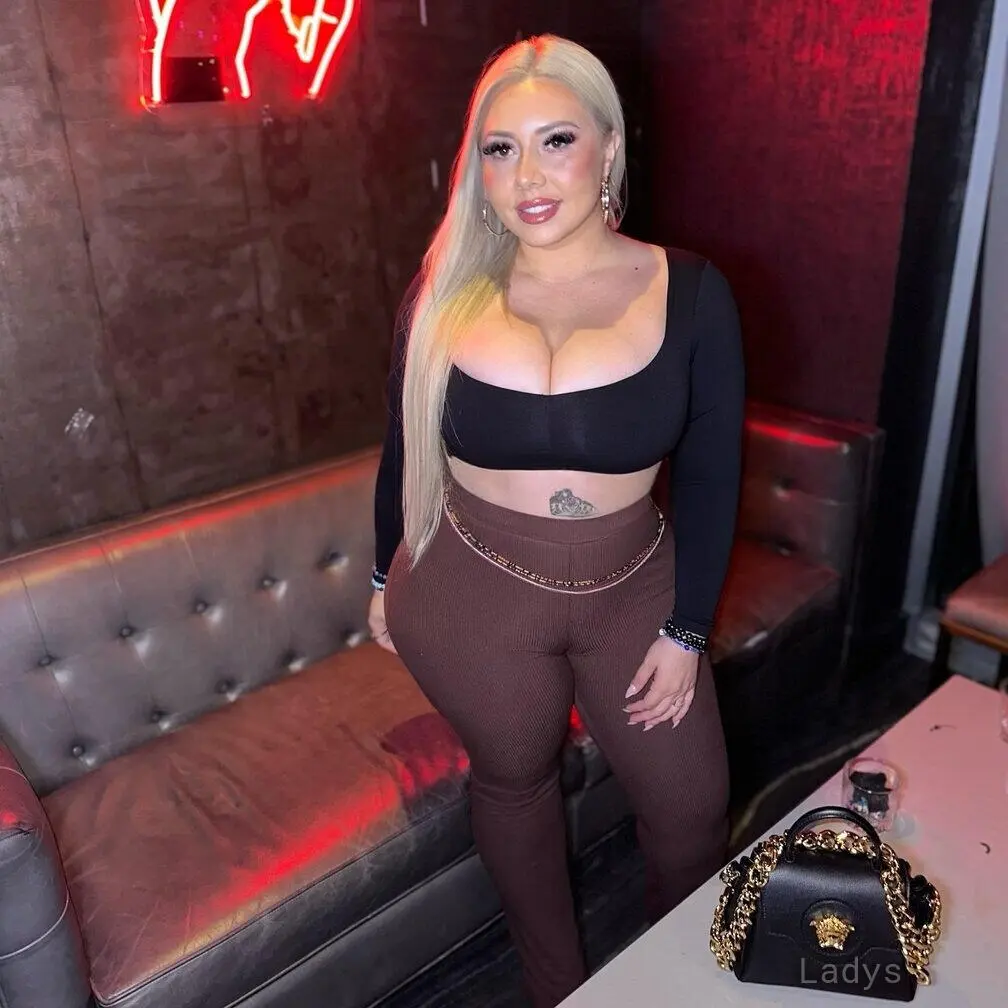 Nicaraguan Lola, 28 years brunette escorts in Atlanta, height 158 sm, Weight 78 kg