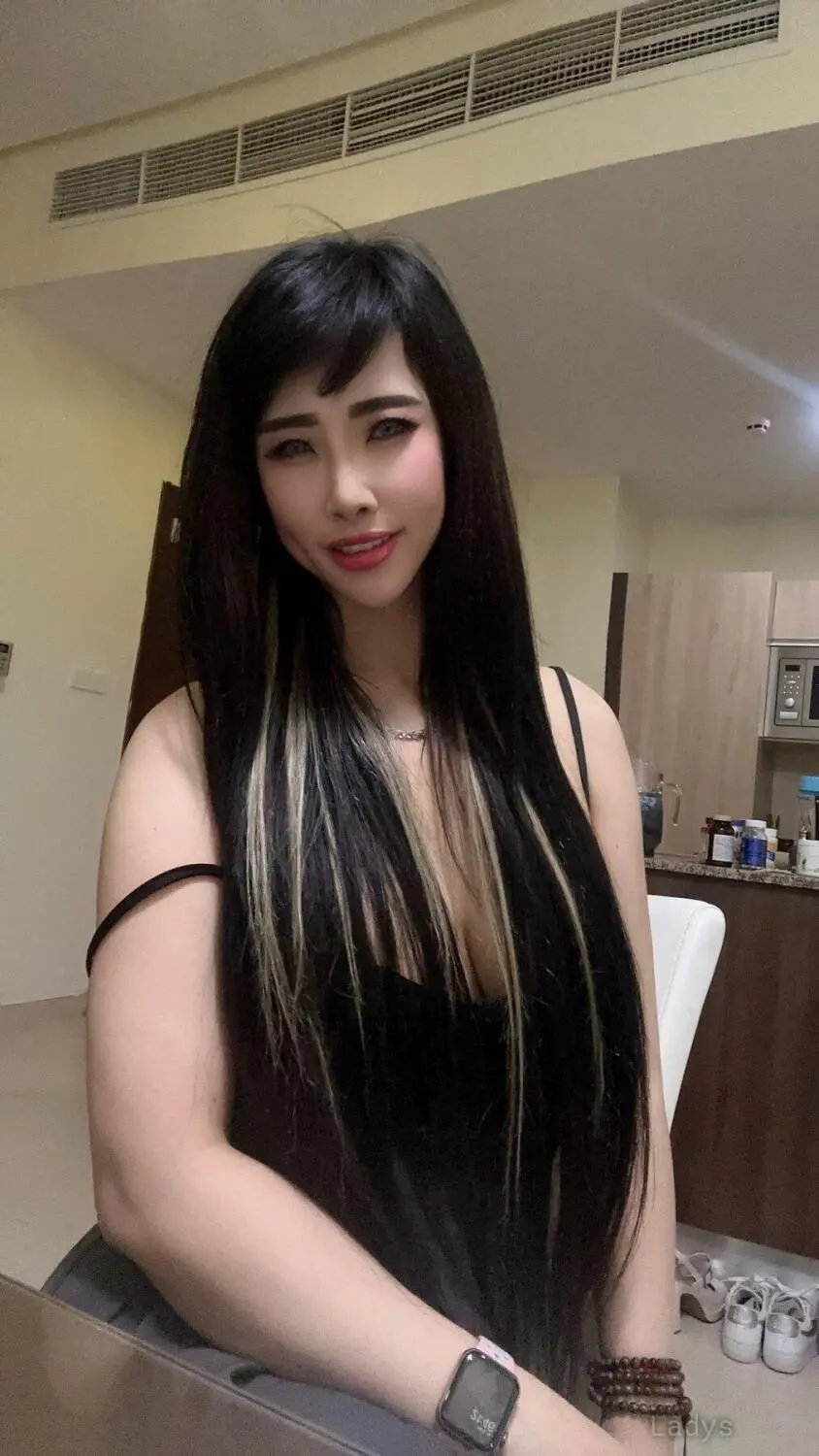 Hana, 21 years brunette escorts in Bahia Blanca, height 170 sm, Weight kg