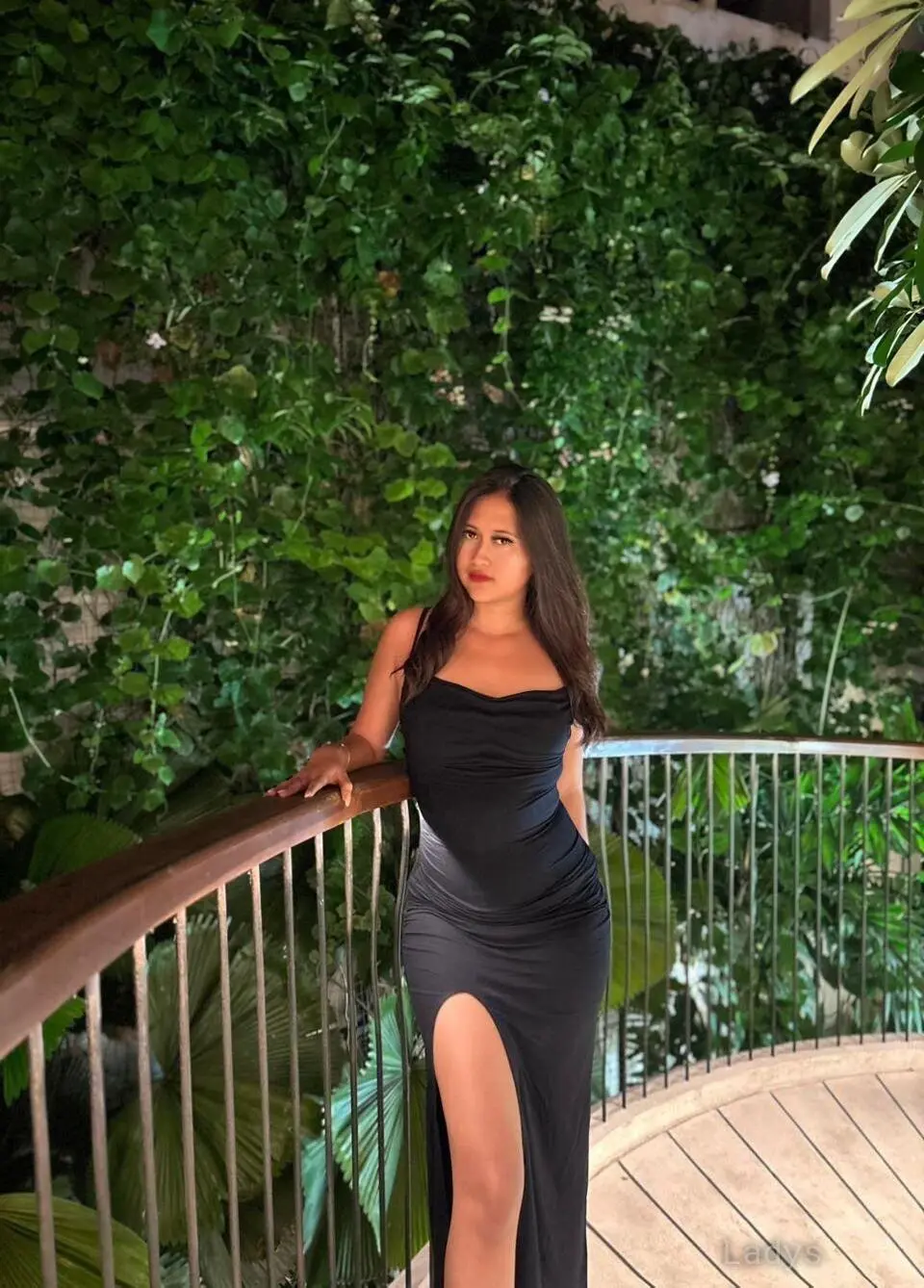Adiva, 21 years brunette escorts in Bali, height 165 sm, Weight kg