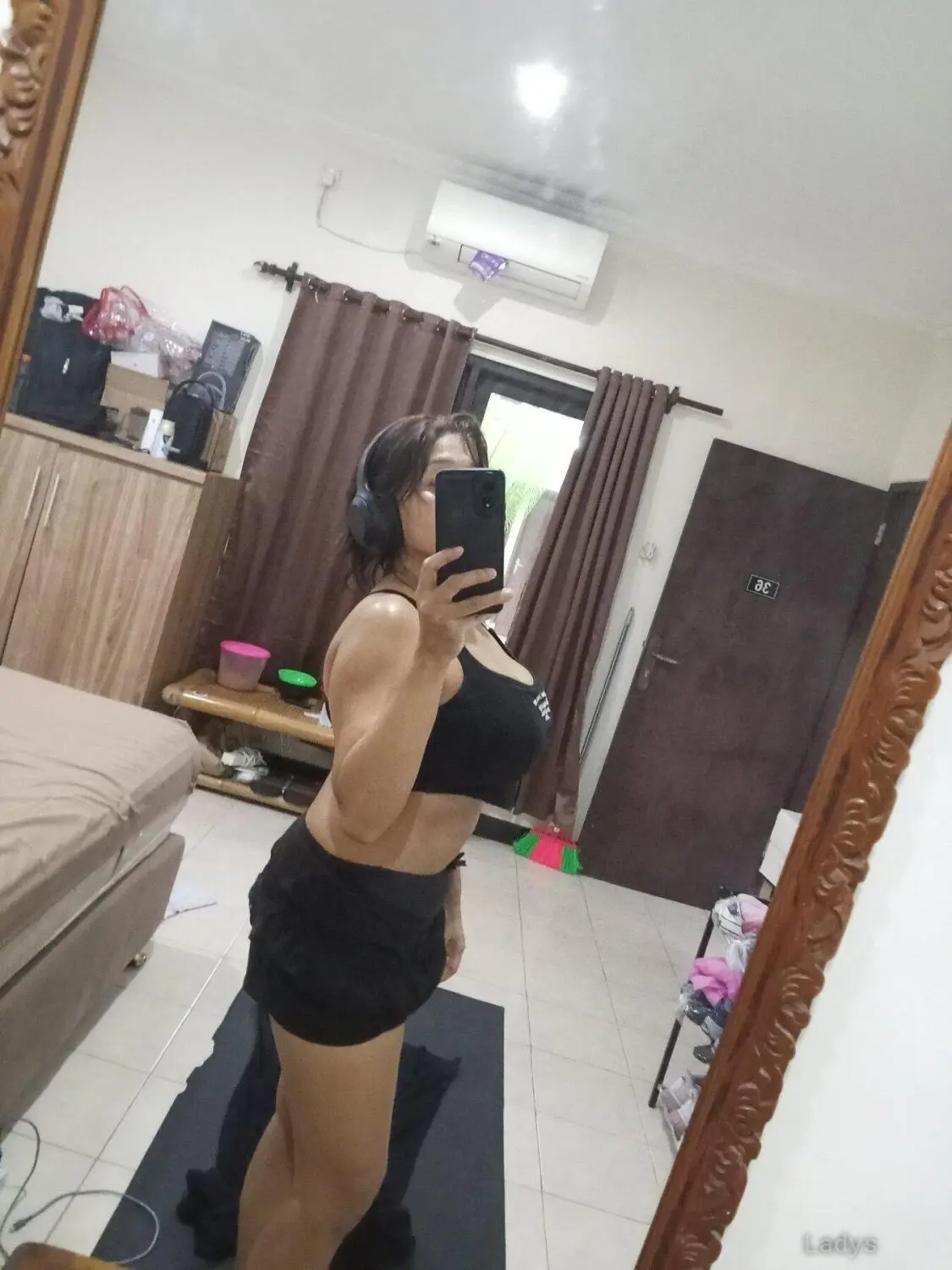 Camila, 47 years brunette escorts in Bali, height 156 sm, Weight  kg