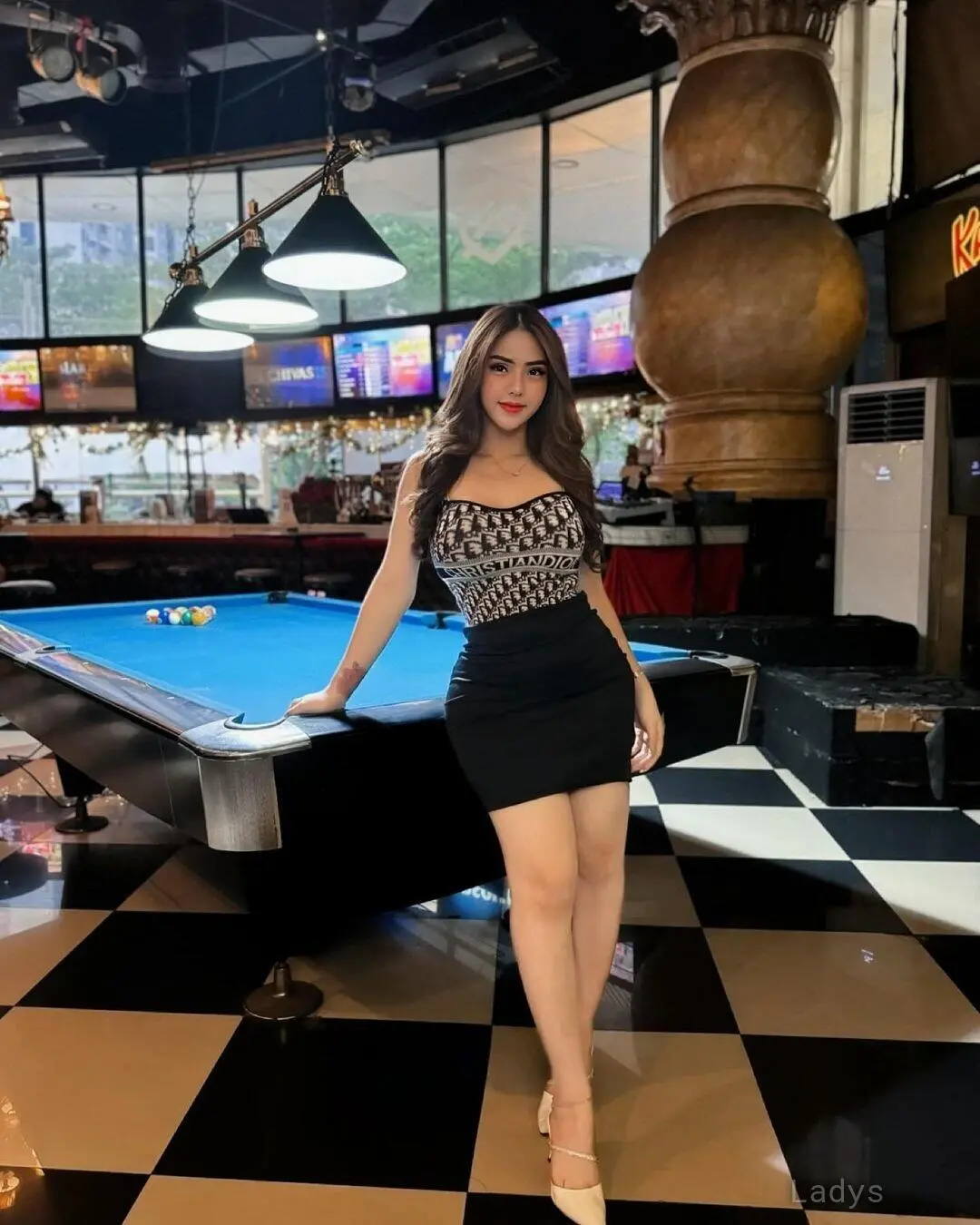 Tasya, 23 years brunette escorts in Bali, height 167 sm, Weight  kg