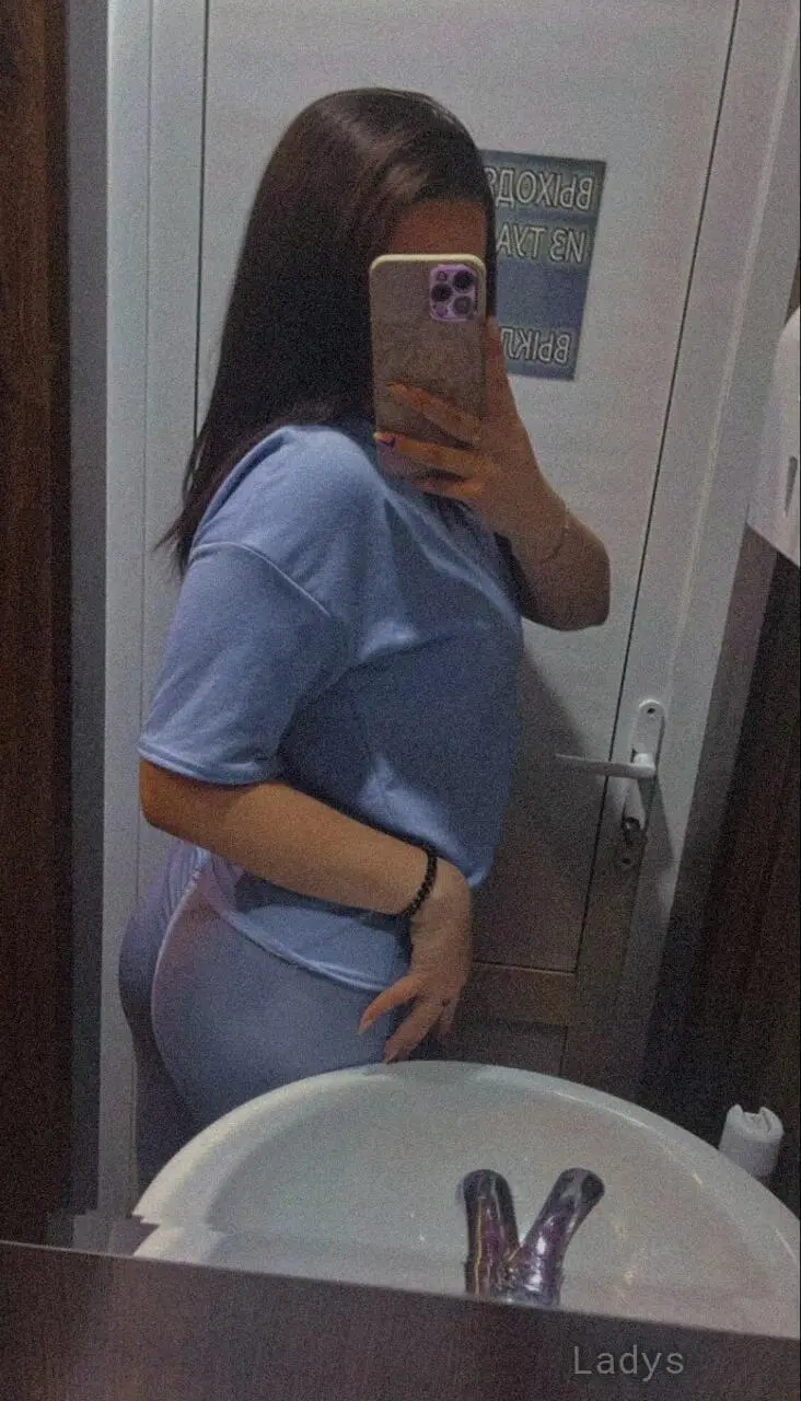 Albina, 24 years brunette escorts in Bangalore, height 180 sm, Weight kg