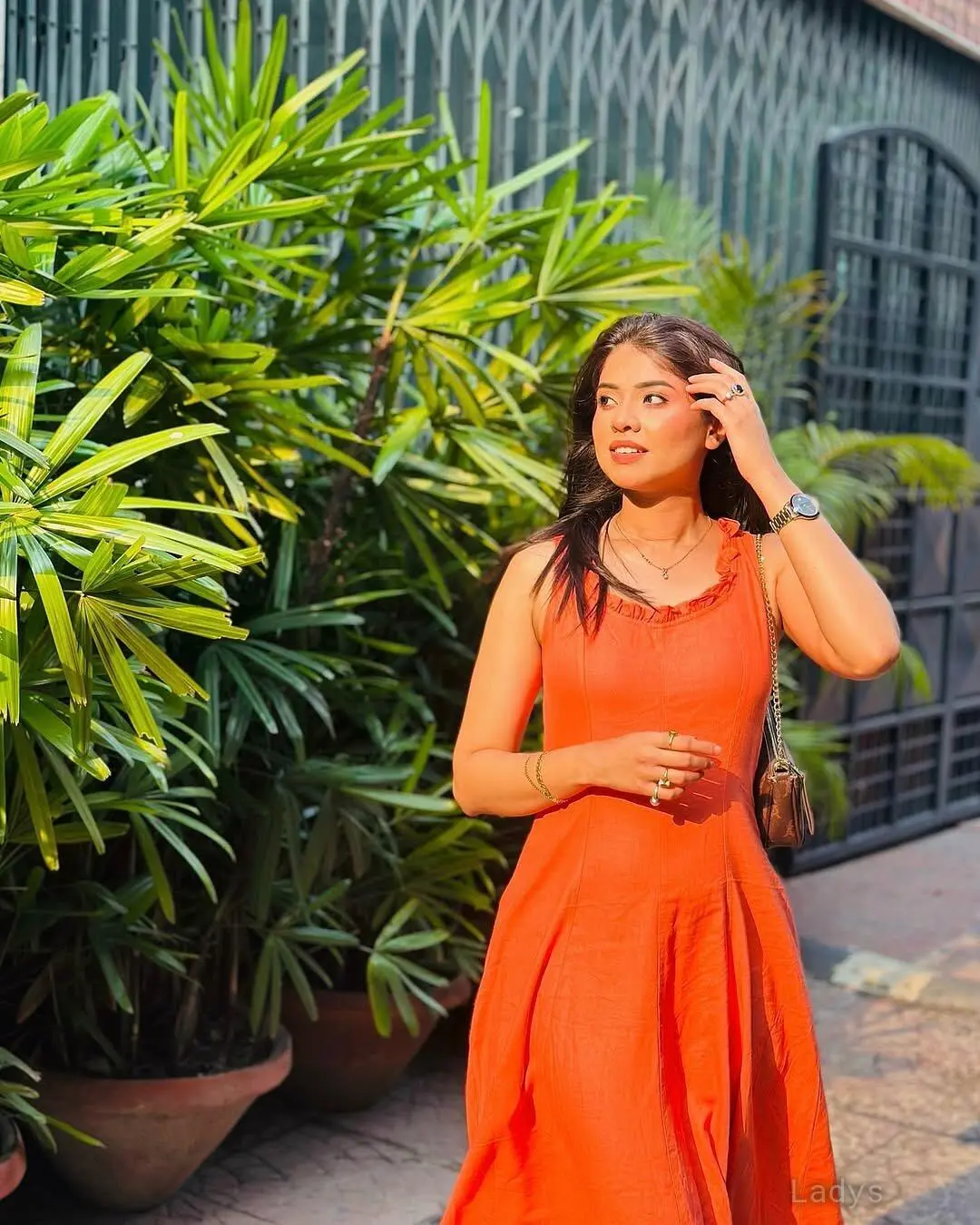 Anushka, 22 years brunette escorts in Bangalore, height 156 sm, Weight  kg