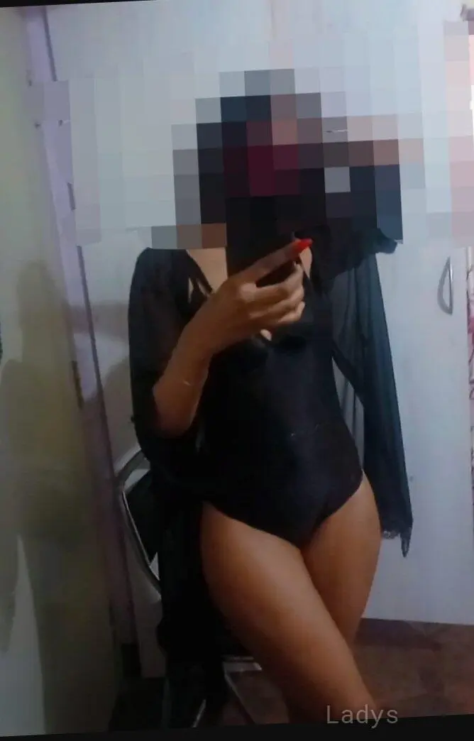 Jenny, 26 years brunette escorts in Bangalore, height 165 sm, Weight kg
