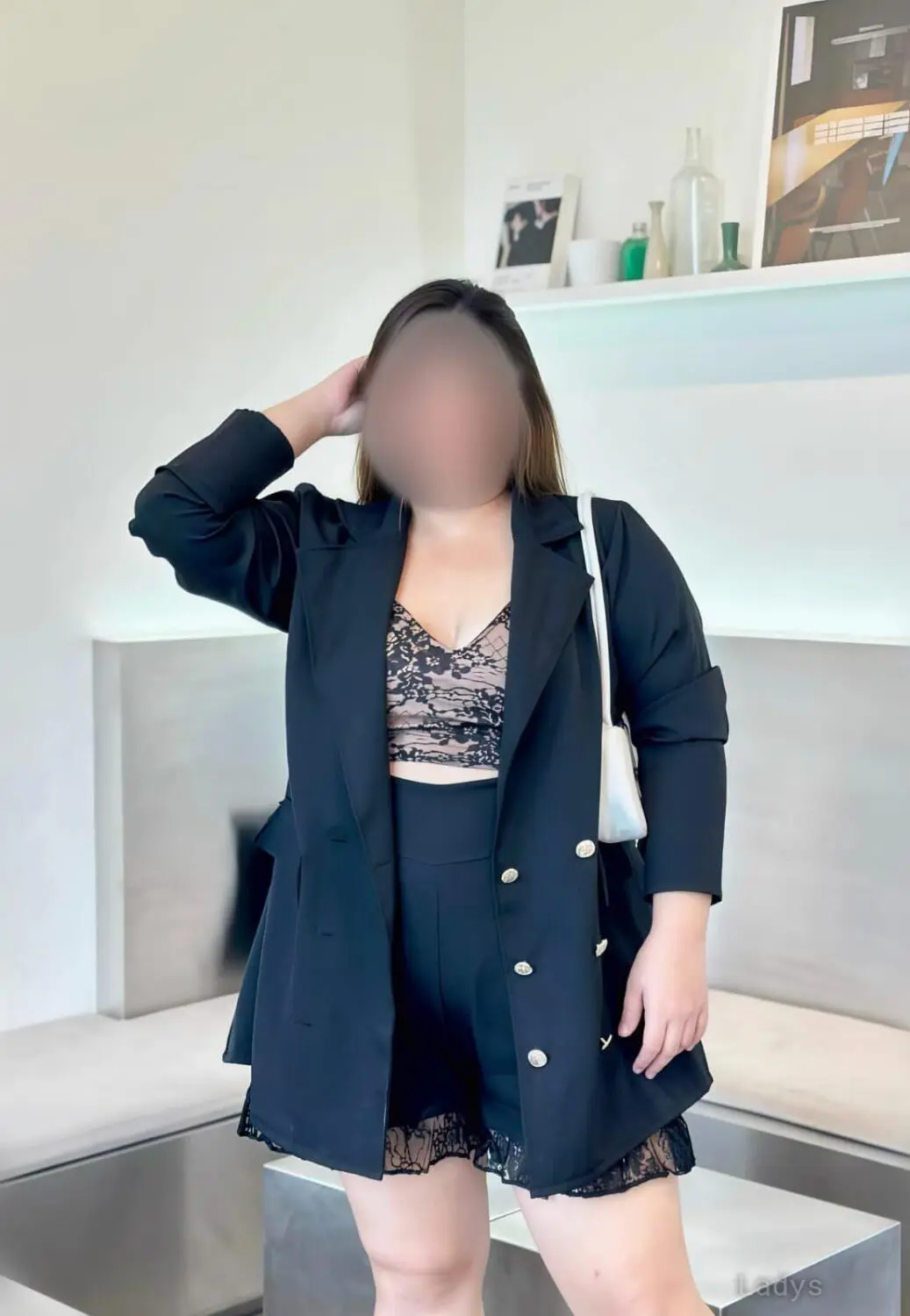 Horny, 25 years brunette escorts in Bangkok, height 171 sm, Weight  kg
