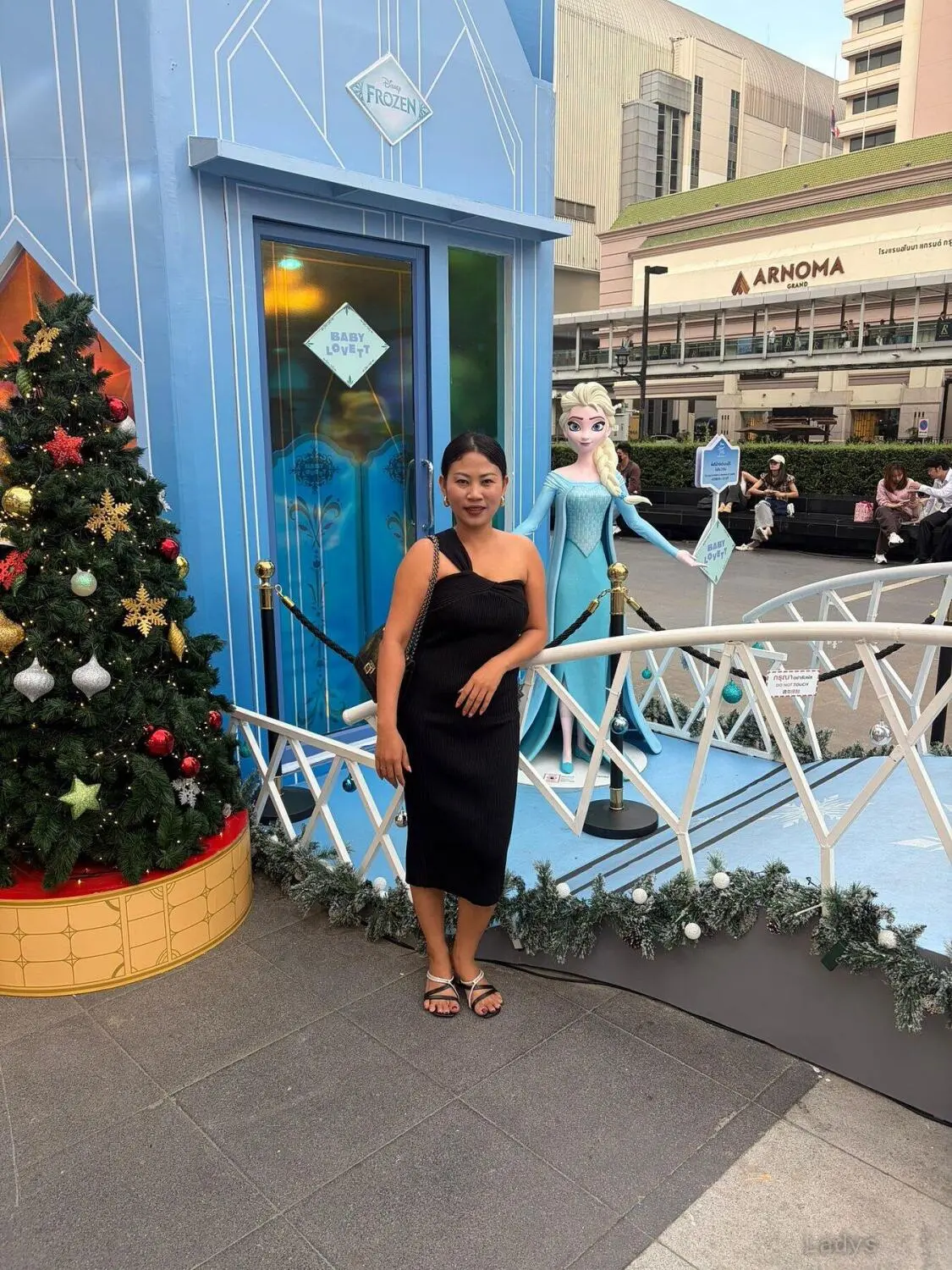Maysa, 31 years brunette escorts in Bangkok, height 159 sm, Weight kg