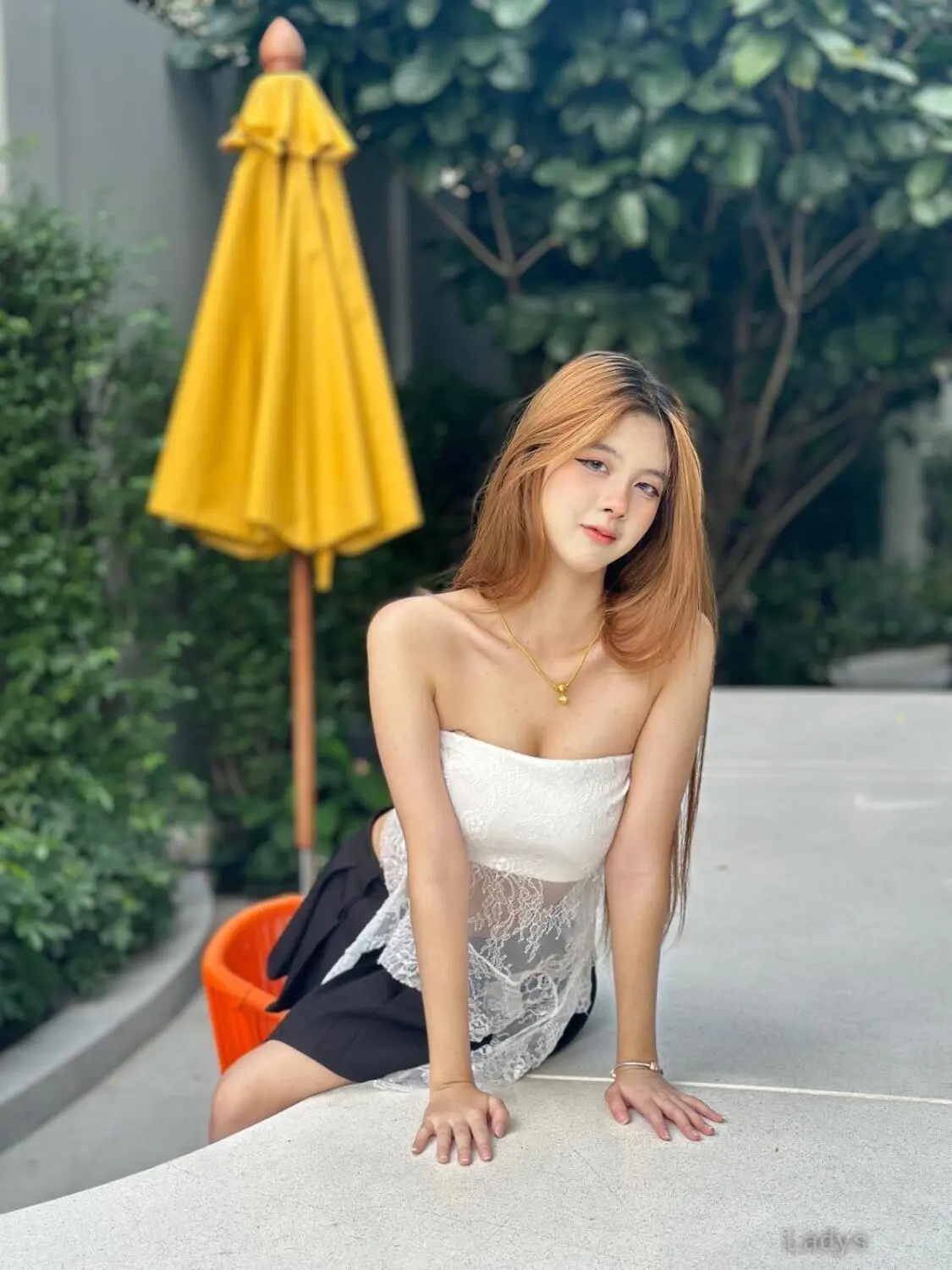 Vidya, 19 years brunette escorts in Bangkok, height 169 sm, Weight kg