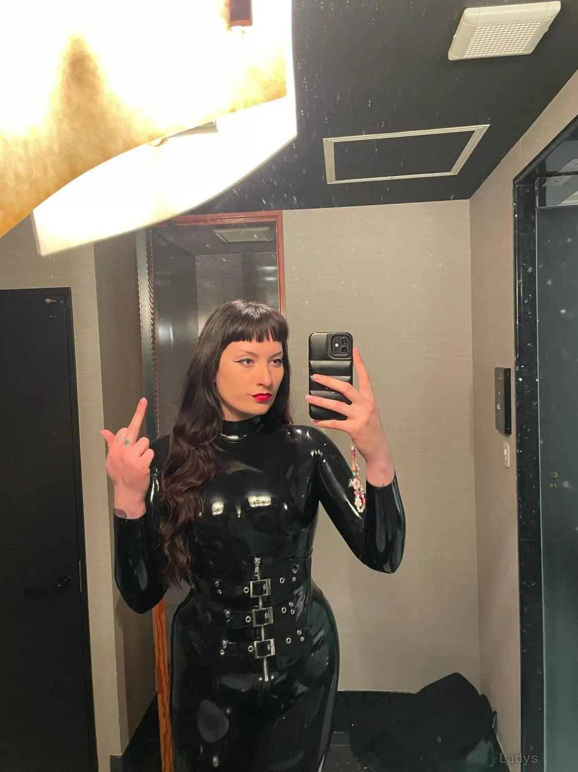 Miss may, 29 years brunette escorts in Barcelona, height 172 sm, Weight 53 kg