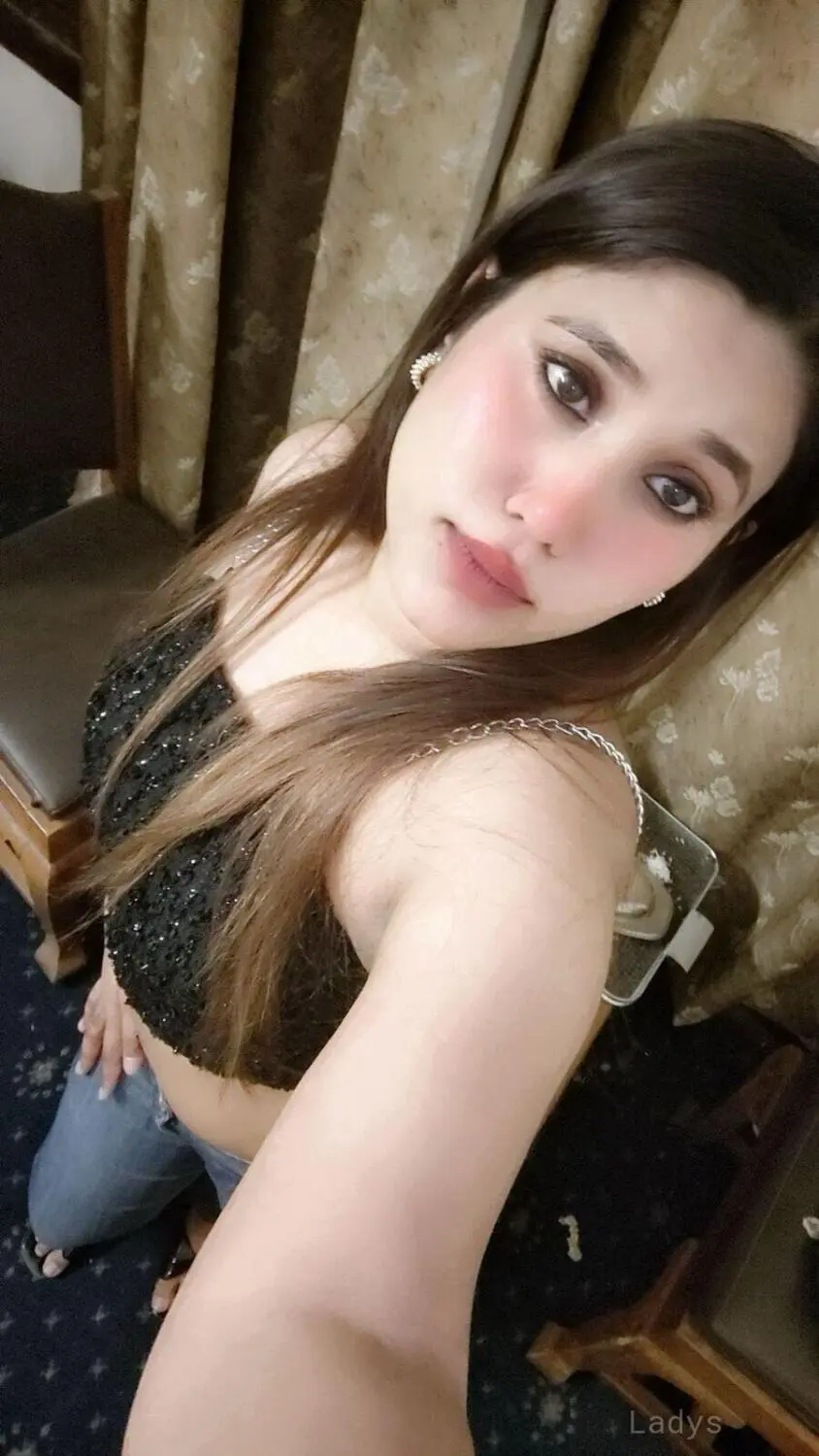 Mahima, 25 years brunette escorts in Bhubaneshwar, height 170 sm, Weight kg
