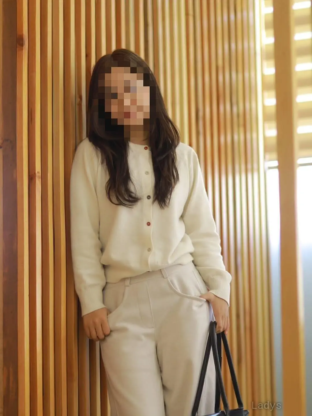 Nayla Web Cam & Real Meet Escort's, 22 years brunette escorts in Butwal, height 168 sm, Weight  kg
