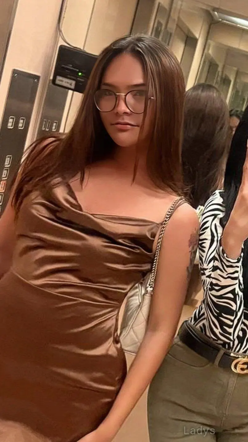 Nicholene, 24 years brunette escorts in Cebu City, height 166 sm, Weight kg