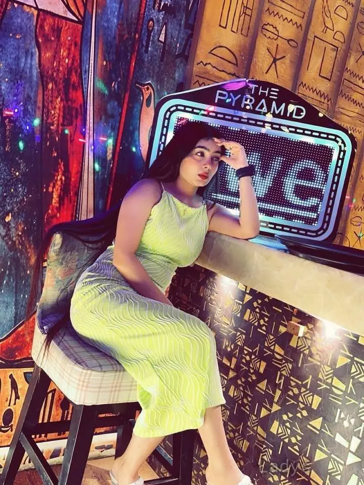 Aaliya, 24 years brunette escorts in Chandigarh, height 158 sm, Weight kg