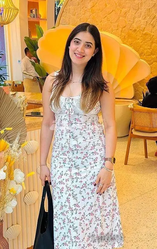 Lara, 23 years brunette escorts in Chandigarh, height 158 sm, Weight  kg