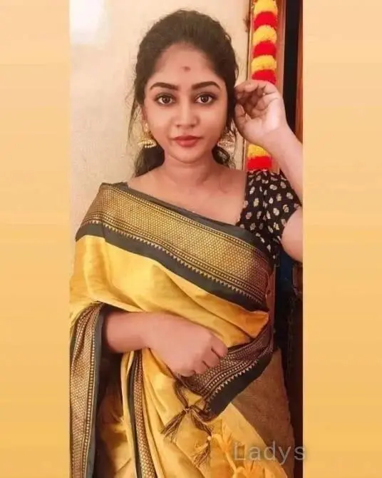 Amina, 21 years brunette escorts in Chennai, height 165 sm, Weight  kg