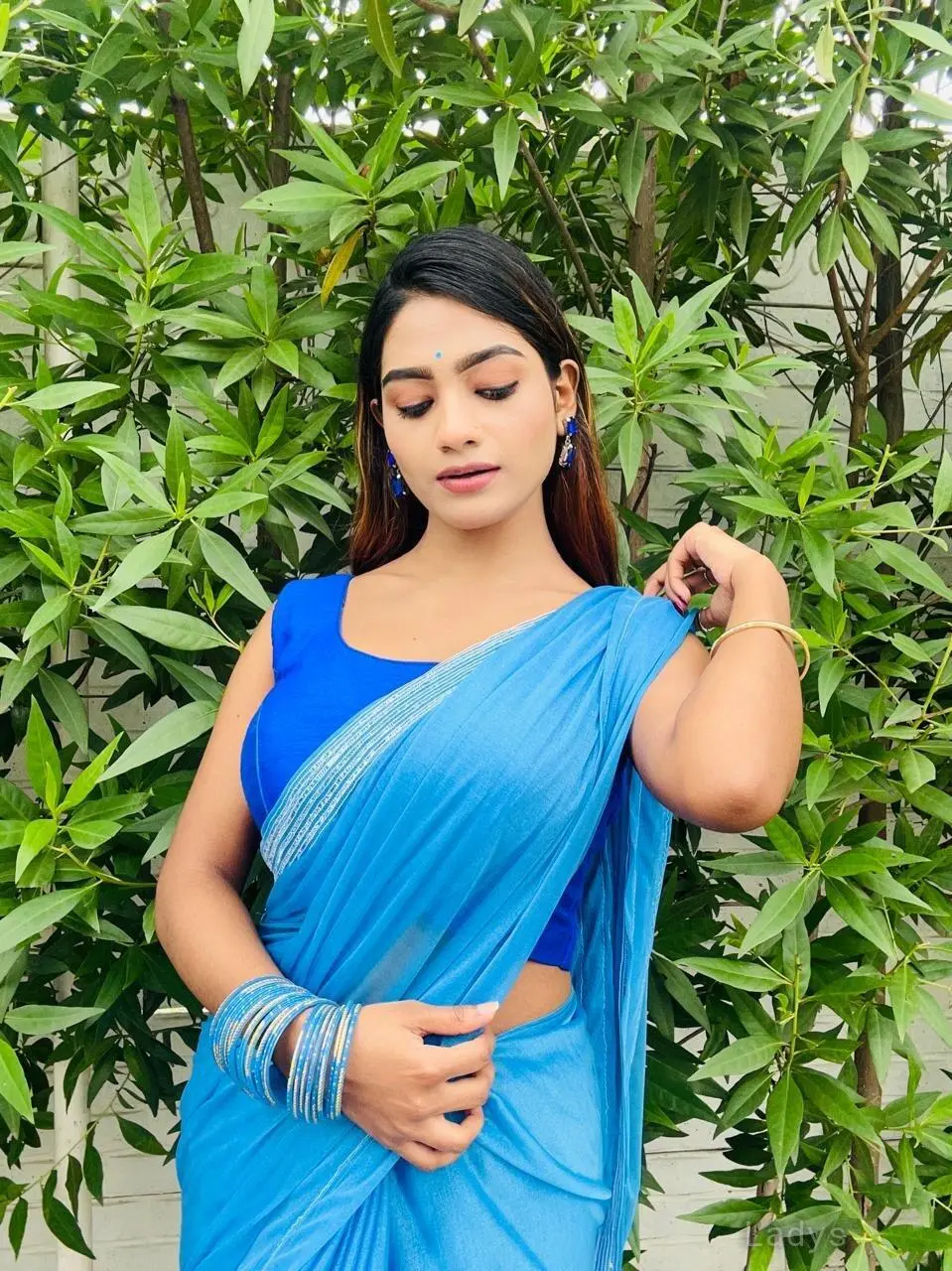 Anna, 24 years brunette escorts in Chennai, height 163 sm, Weight  kg