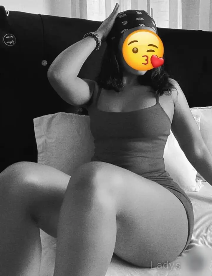 Anna, 23 years brunette escorts in Chennai, height 176 sm, Weight  kg