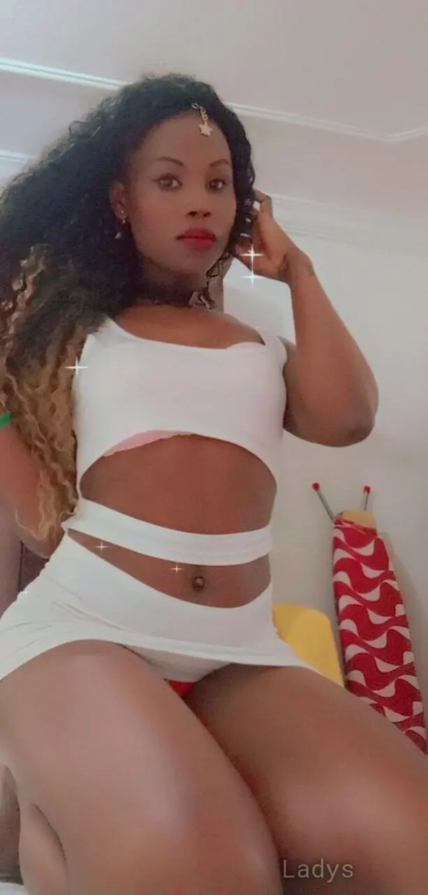 Lucky, 24 years brunette escorts in Chennai, height 165 sm, Weight  kg