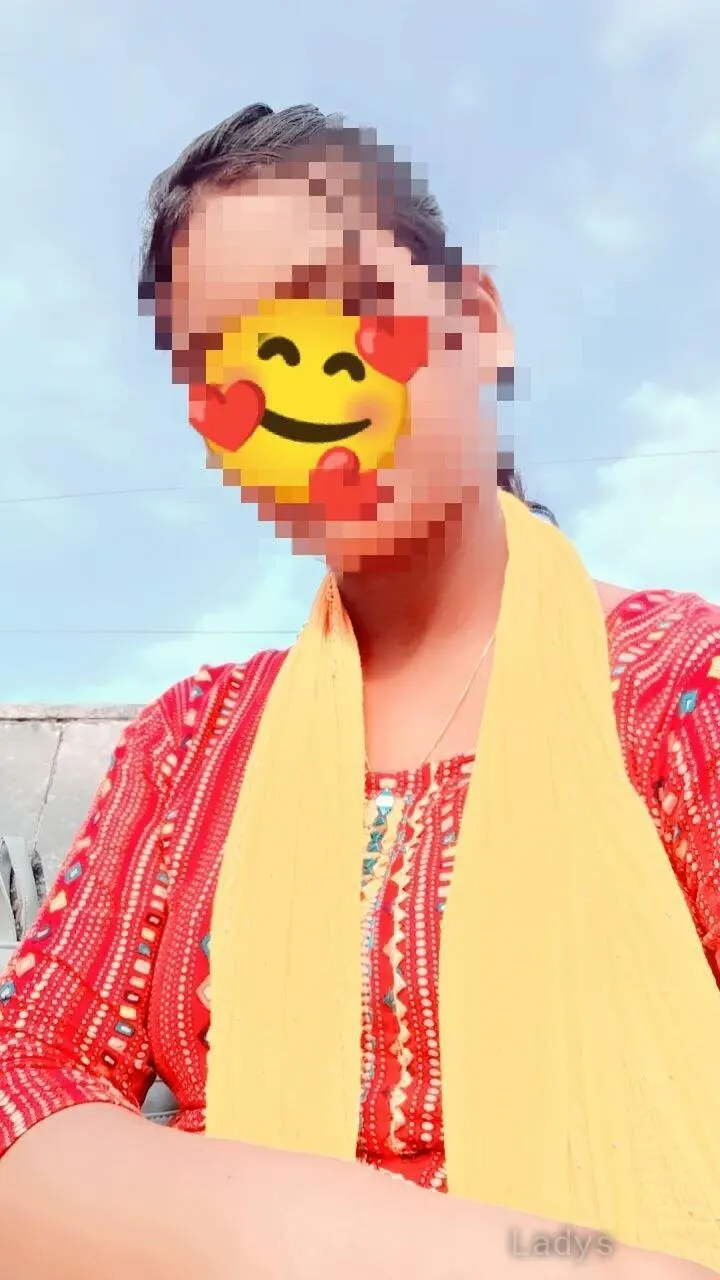 Puja, 22 years brunette escorts in Chennai, height 152 sm, Weight kg