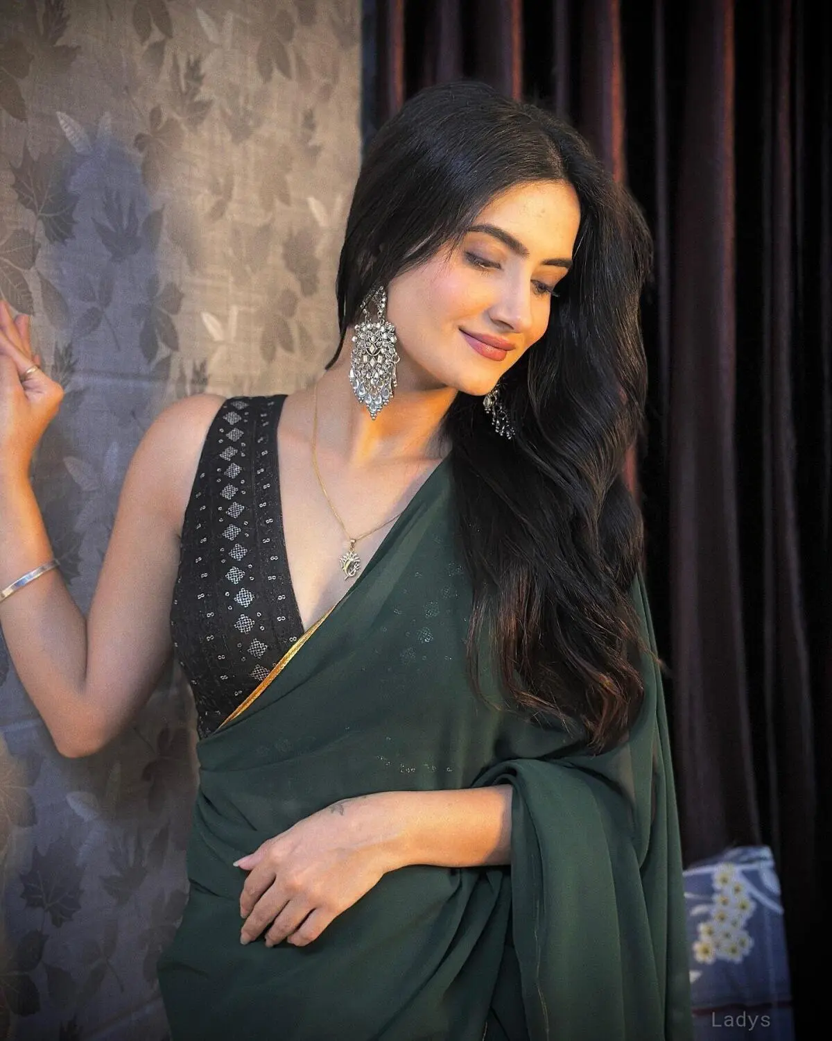 Rinku, years brunette escorts in Chennai, height sm, Weight kg
