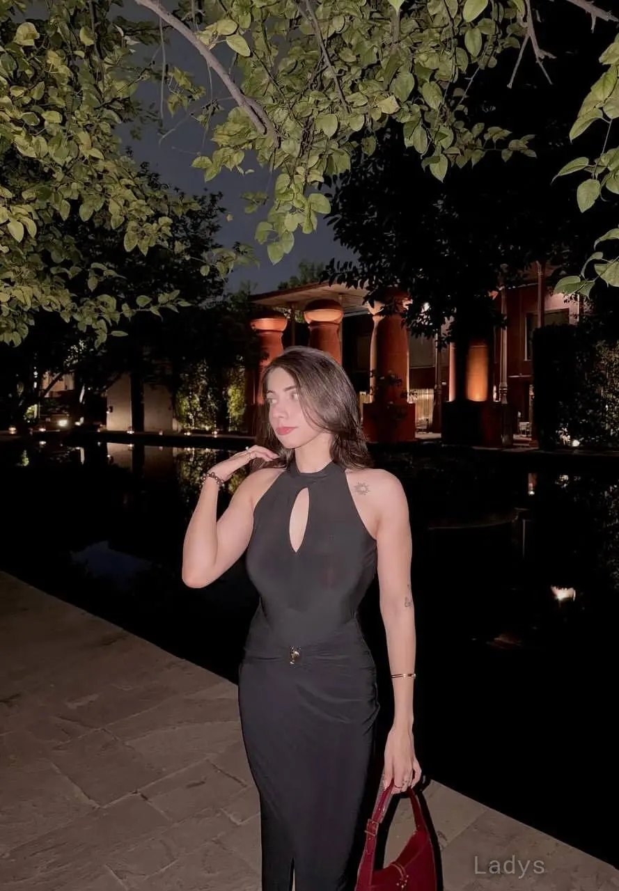 Simmy, 23 years brunette escorts in Chiang Mai, height 154 sm, Weight  kg