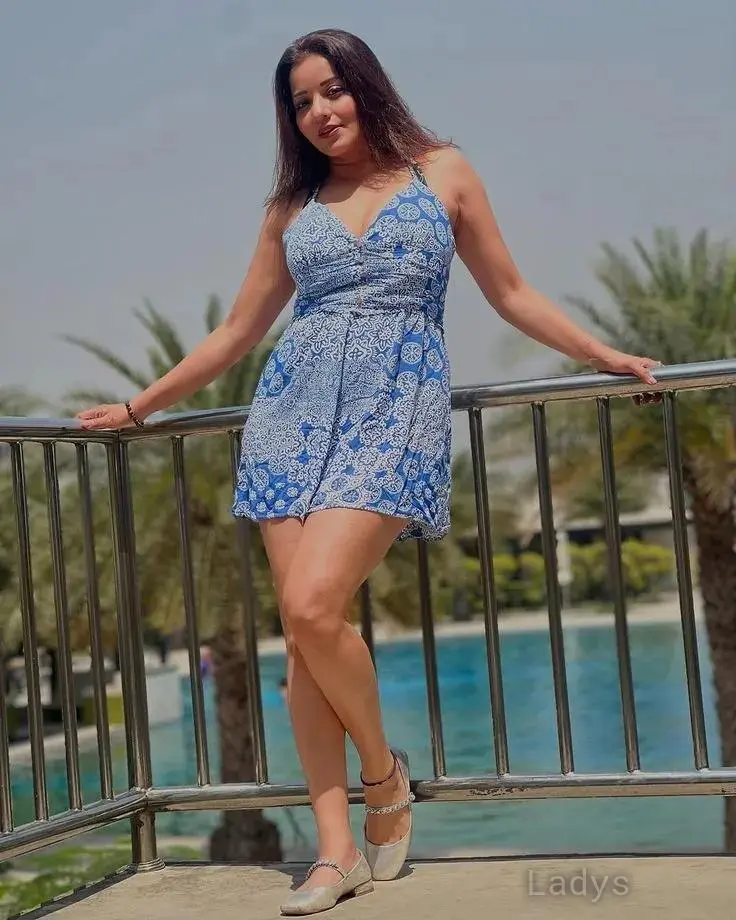 Anushka, 22 years brunette escorts in Coimbatore, height 165 sm, Weight kg